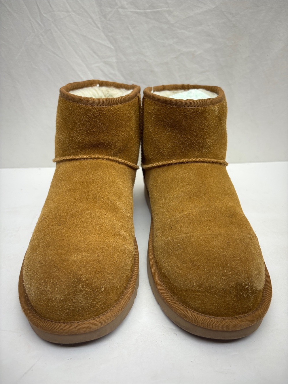 Koolaburra by Ugg short boots, size 9, box 83